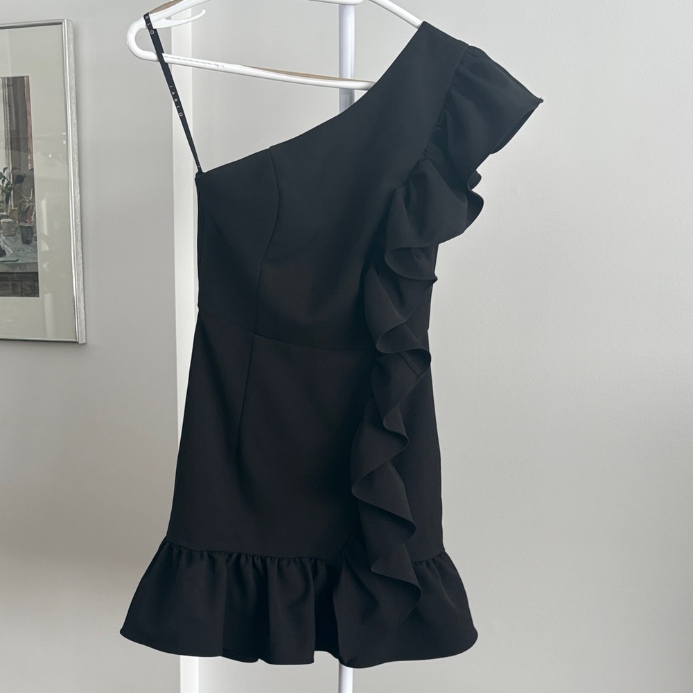 Jarlo Black Ruffled One-Shoulder Dress - Picture 3 of 5